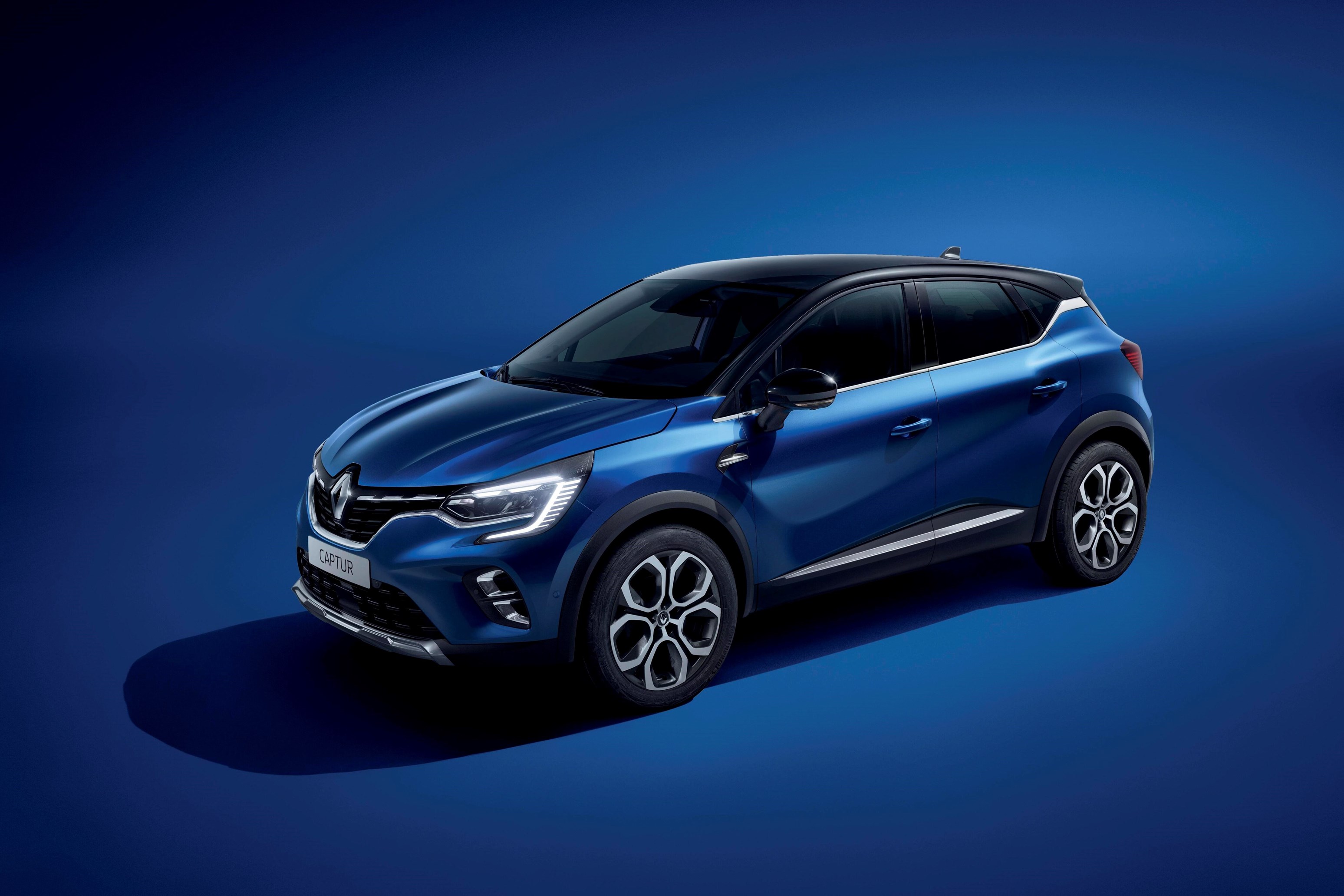 Renault Captur reviews model