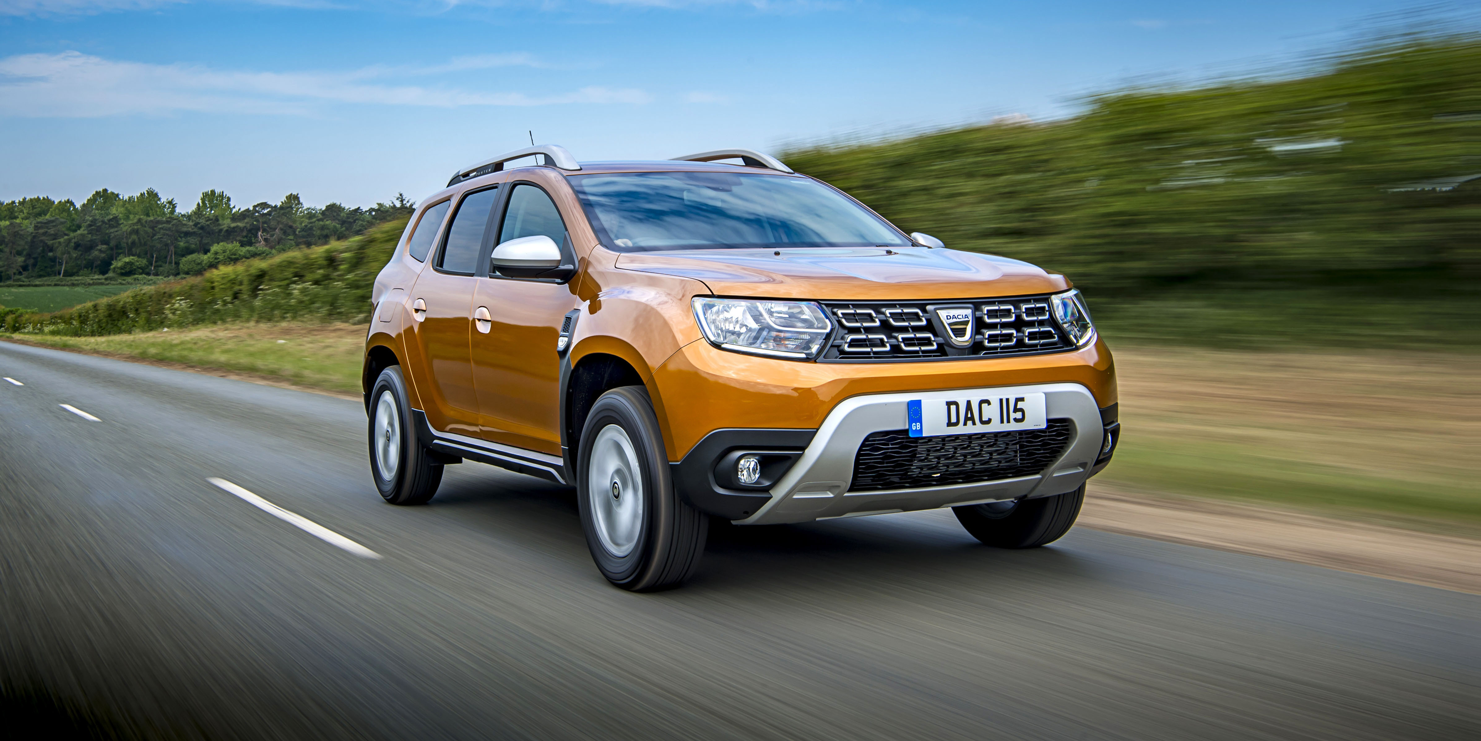 Renault Duster suv specifications