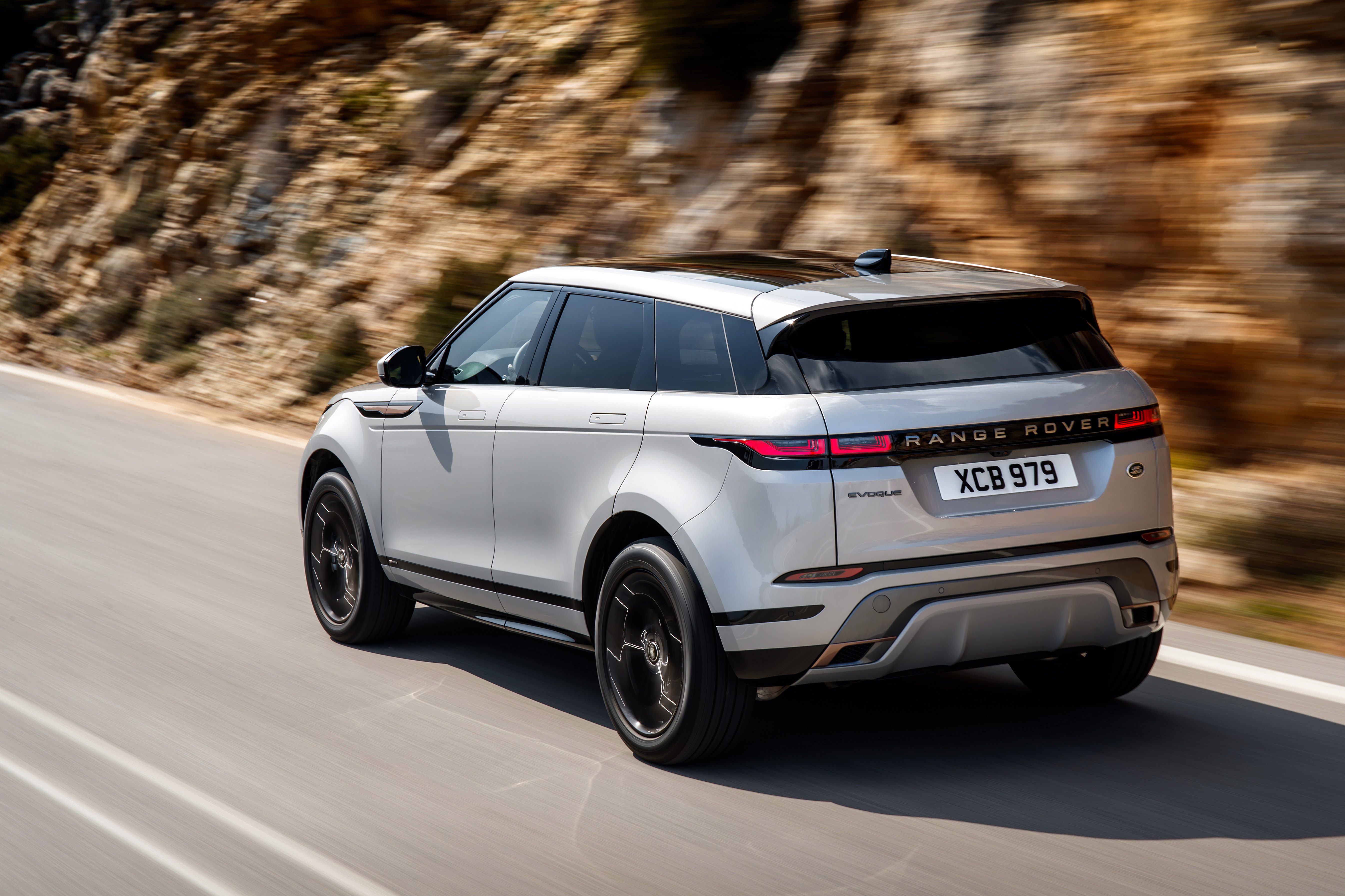 Land Rover Range Rover Evoque accessories specifications