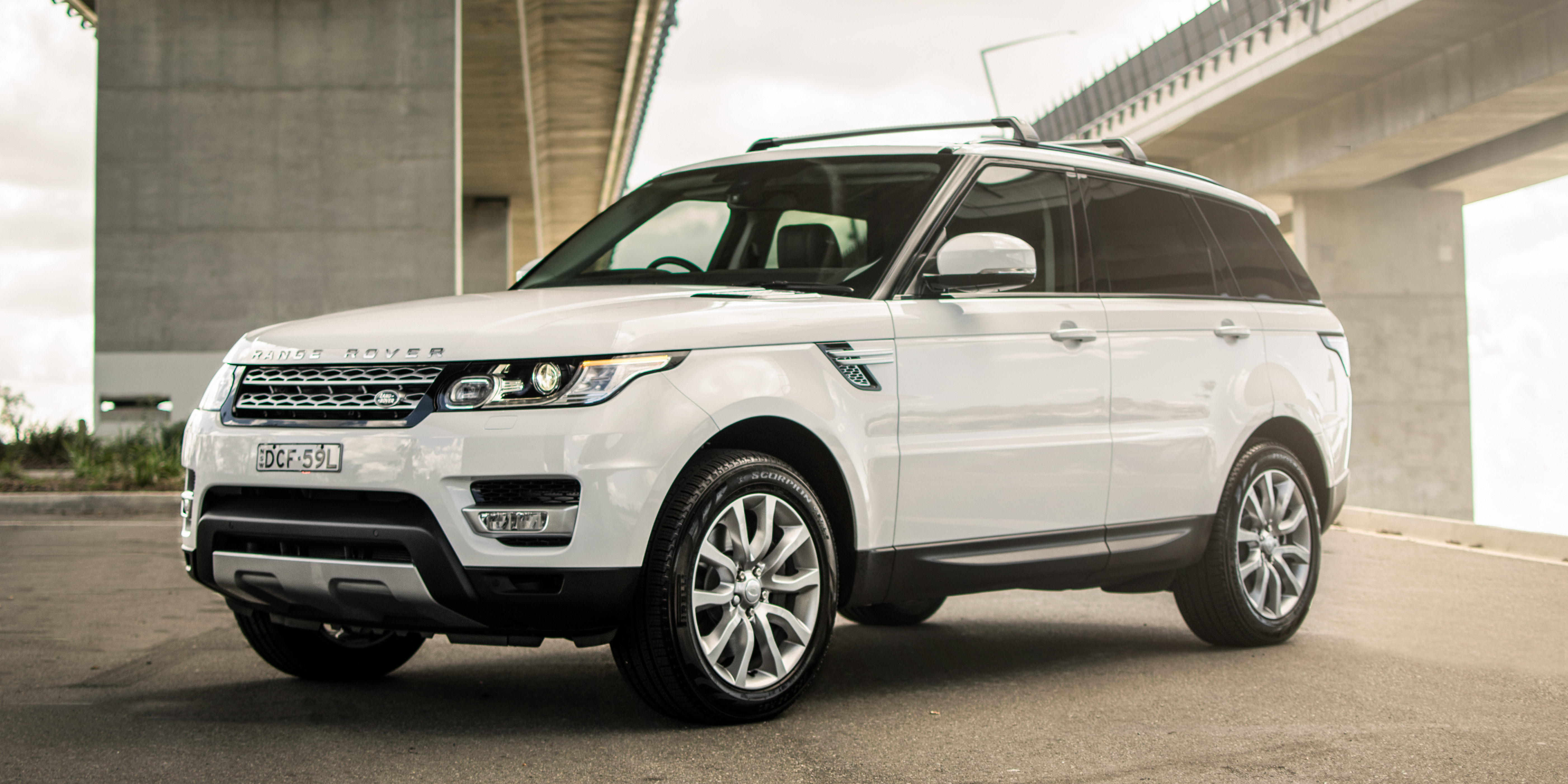 Land Rover Range Rover Sport hd specifications