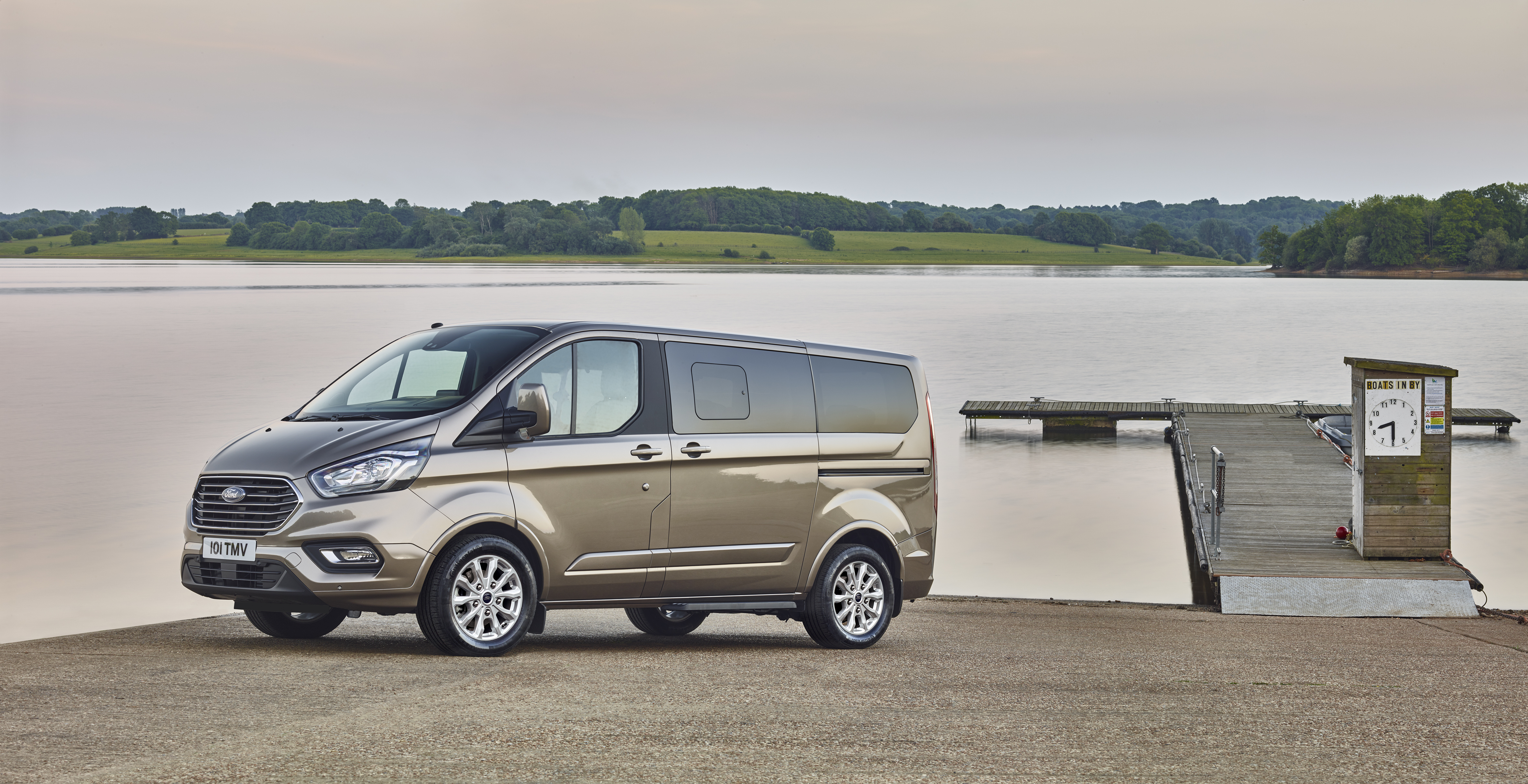 Ford Tourneo Custom reviews specifications