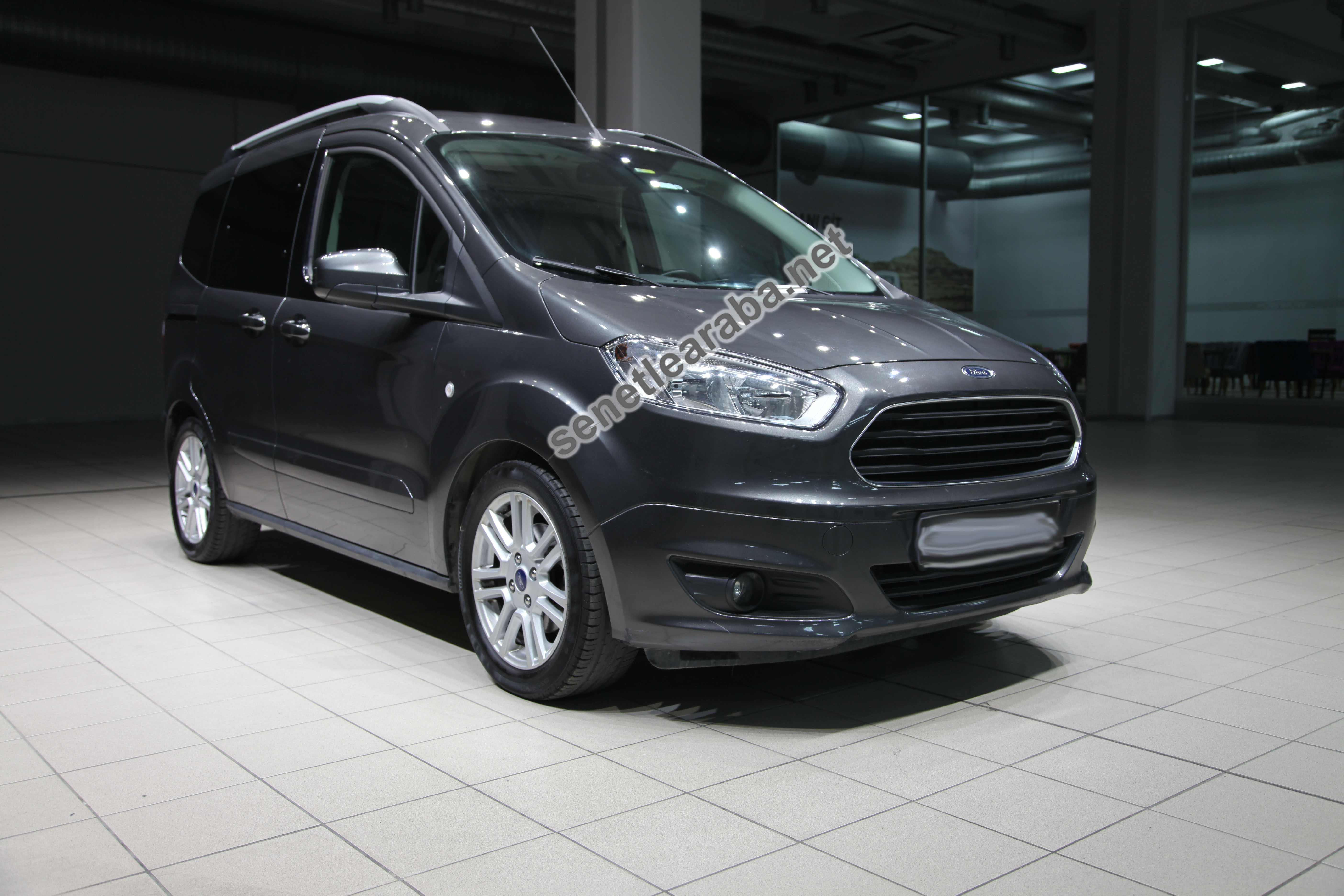Ford Tourneo Courier minivan specifications