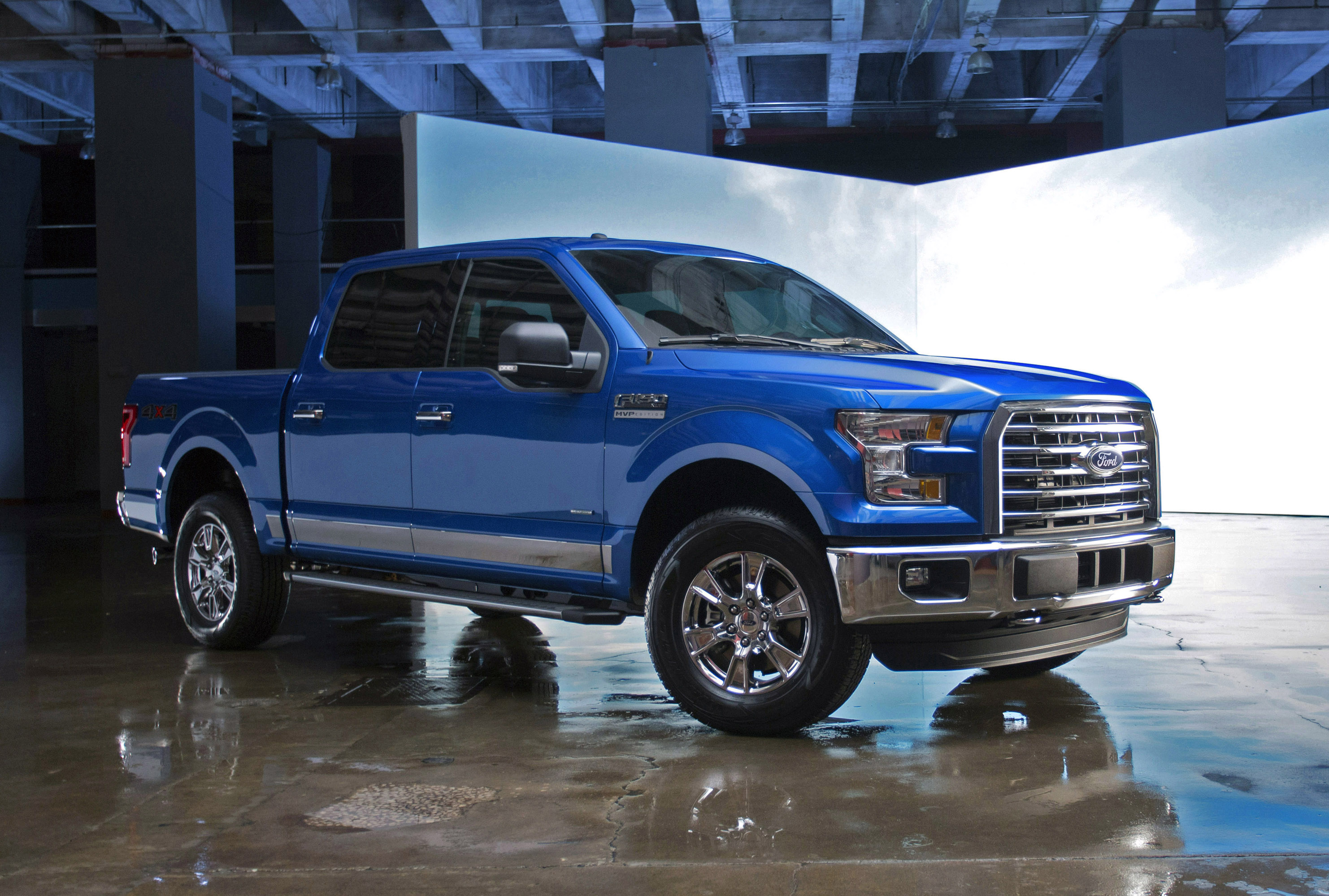 Ford F-150 Raptor reviews specifications
