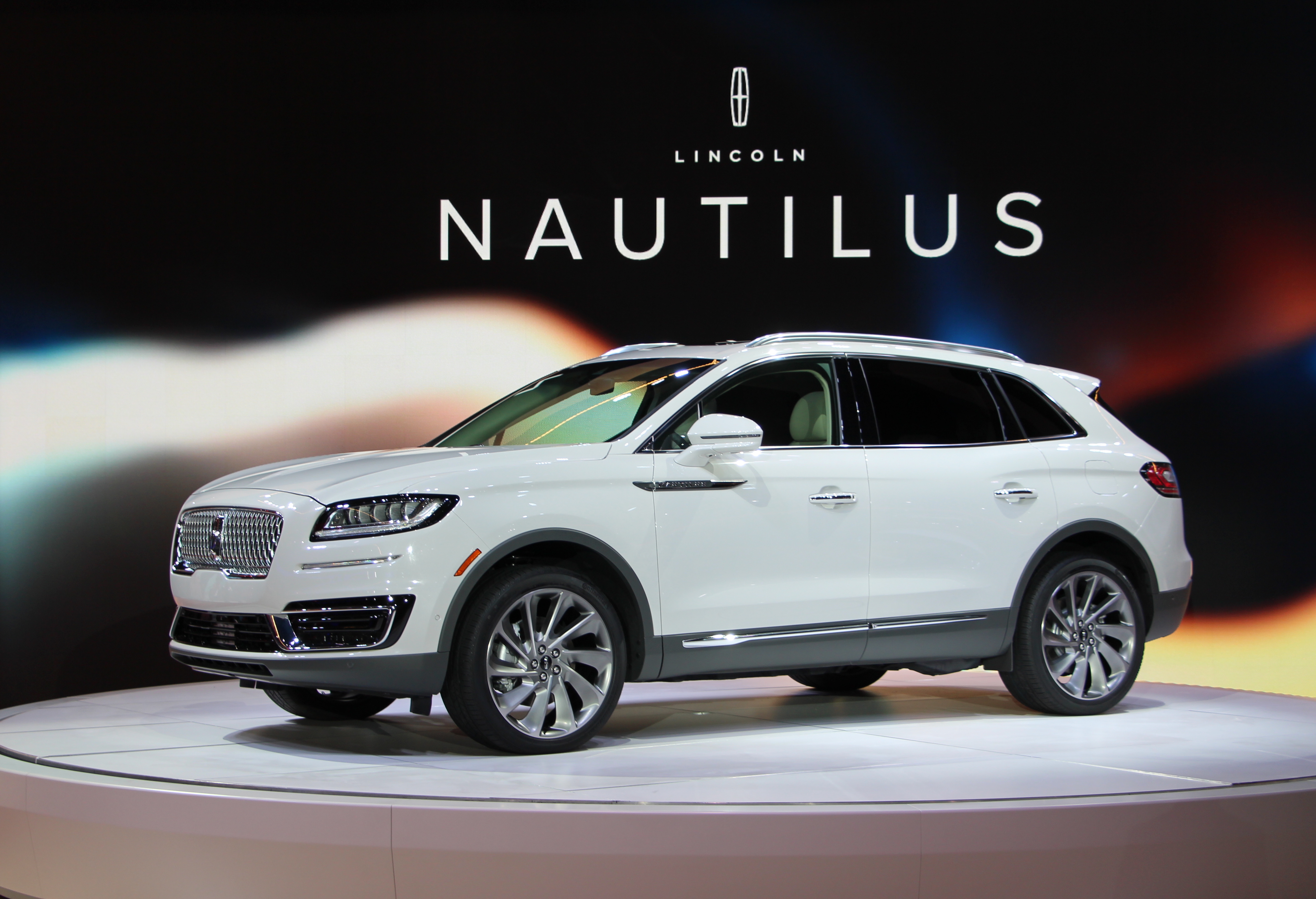 Lincoln Nautilus accessories restyling