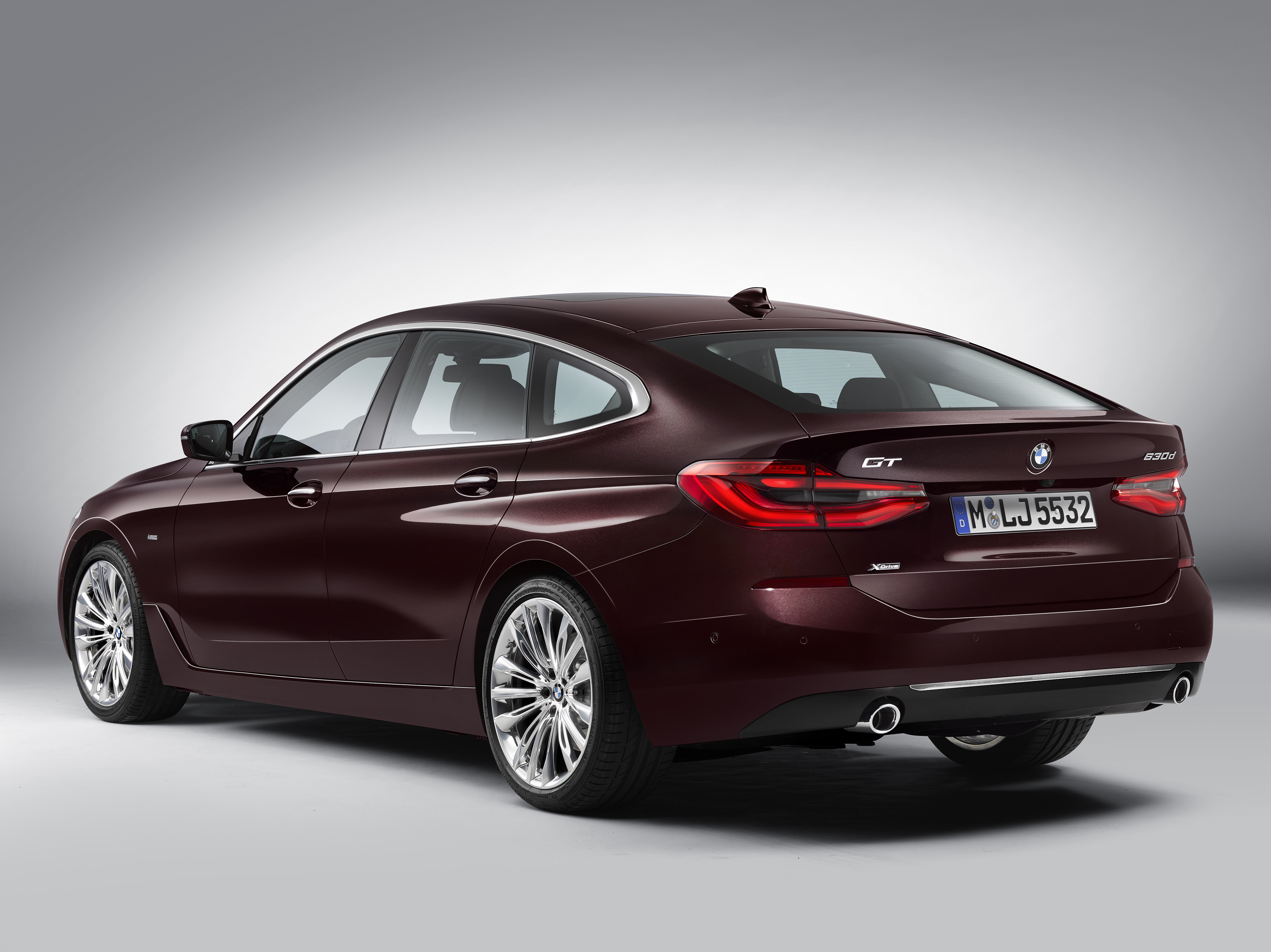 BMW 6 Series Gran Turismo (G32) reviews specifications