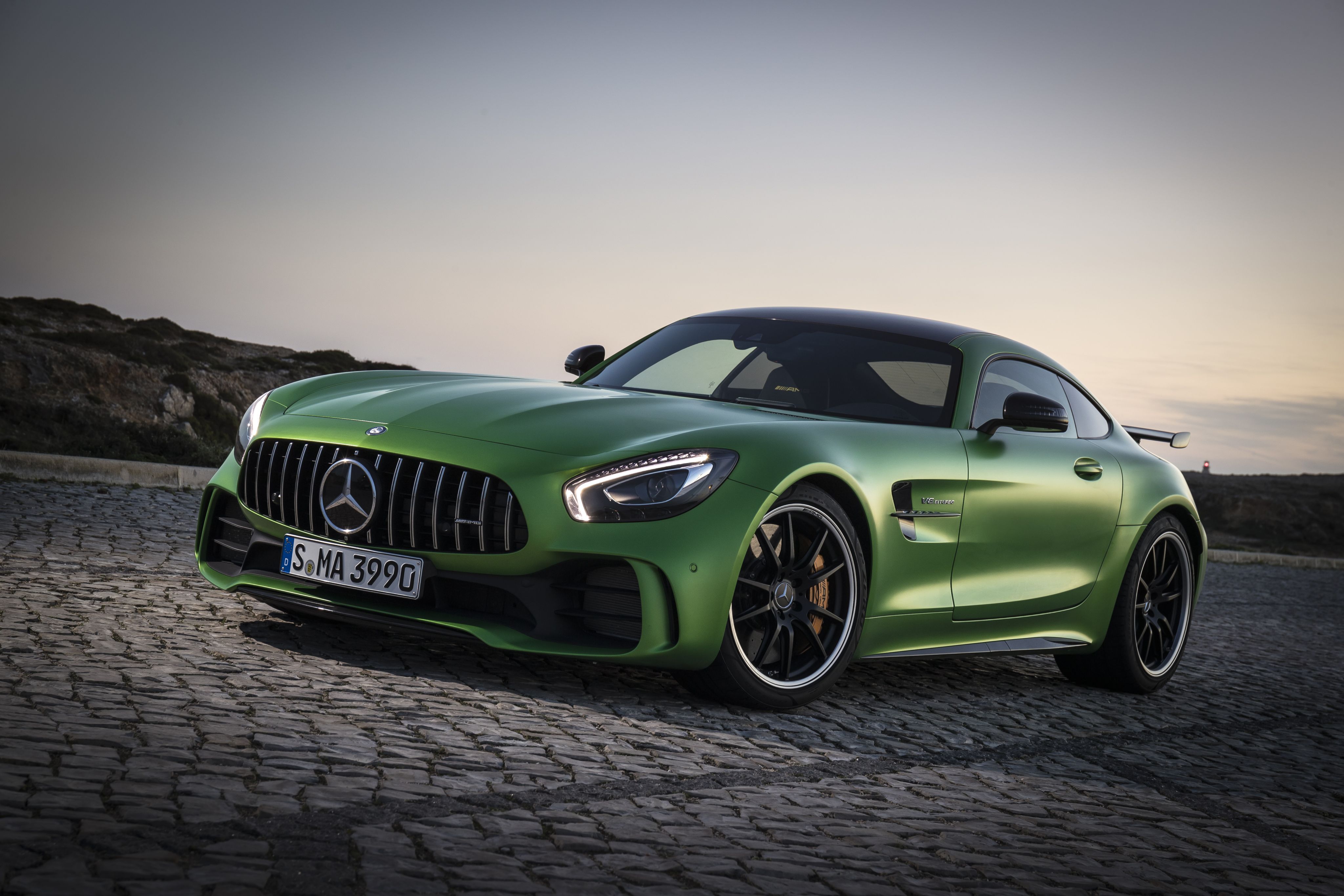 Mercedes AMG GT (C190) coupe specifications