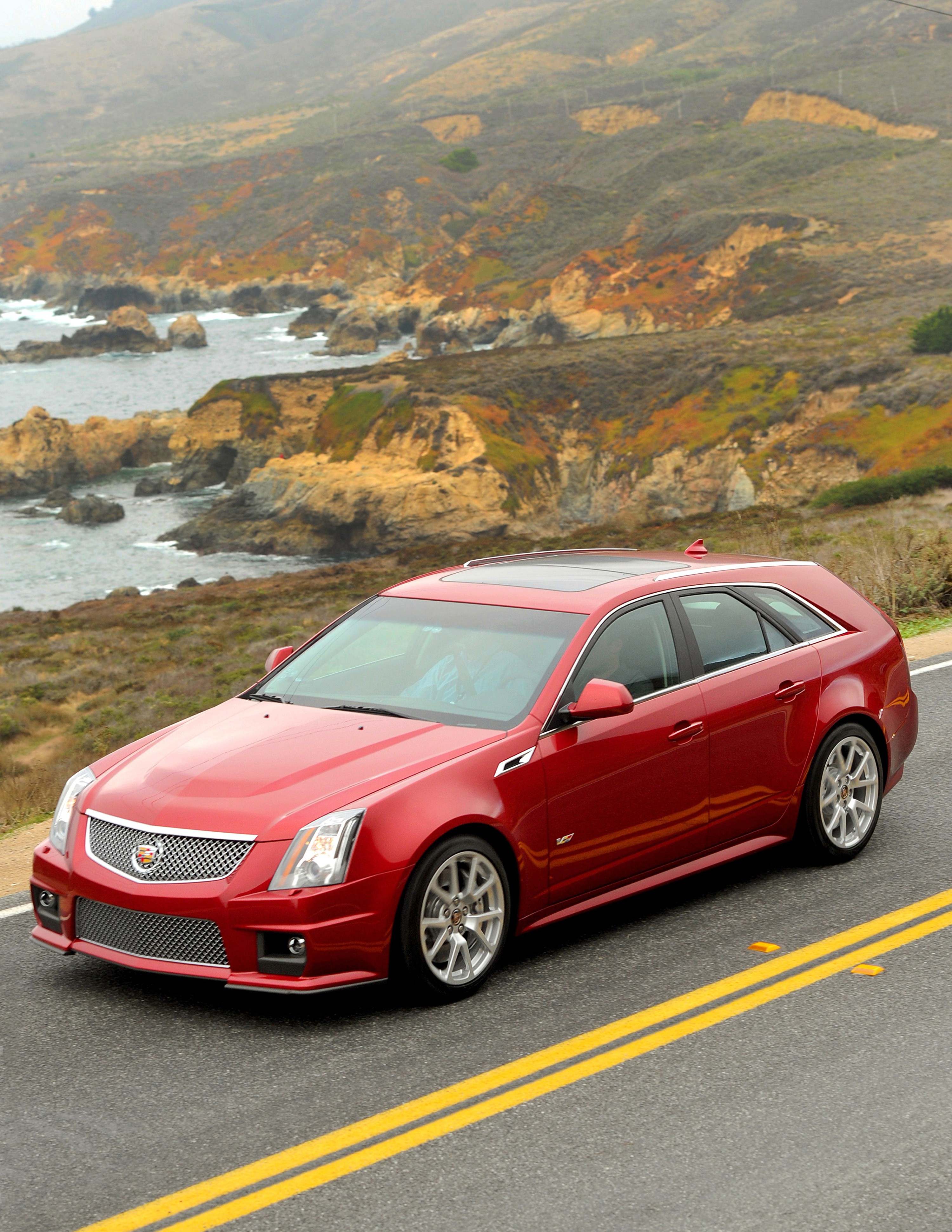 Cadillac CTS-V Sedan reviews 2015