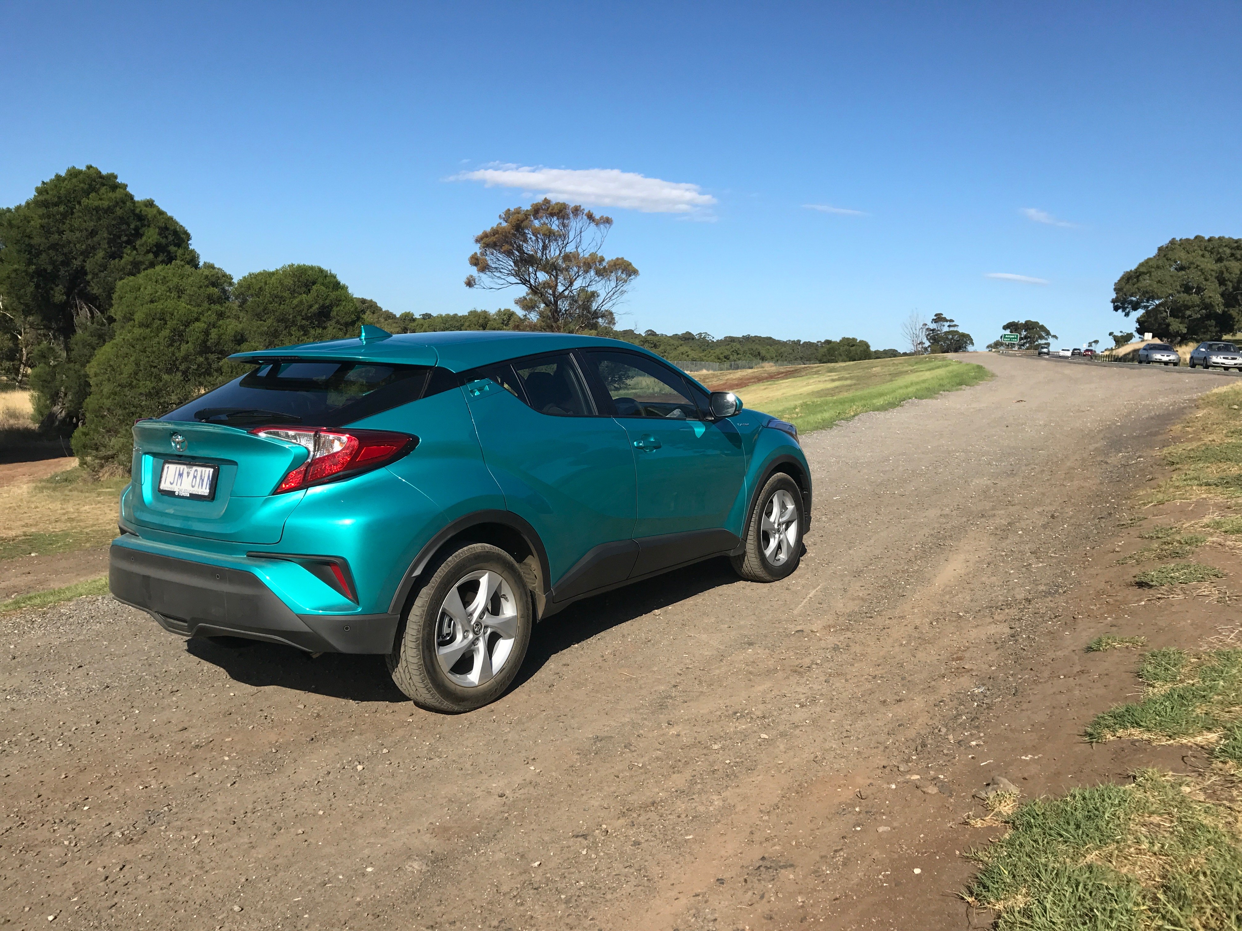 Toyota C-HR suv specifications