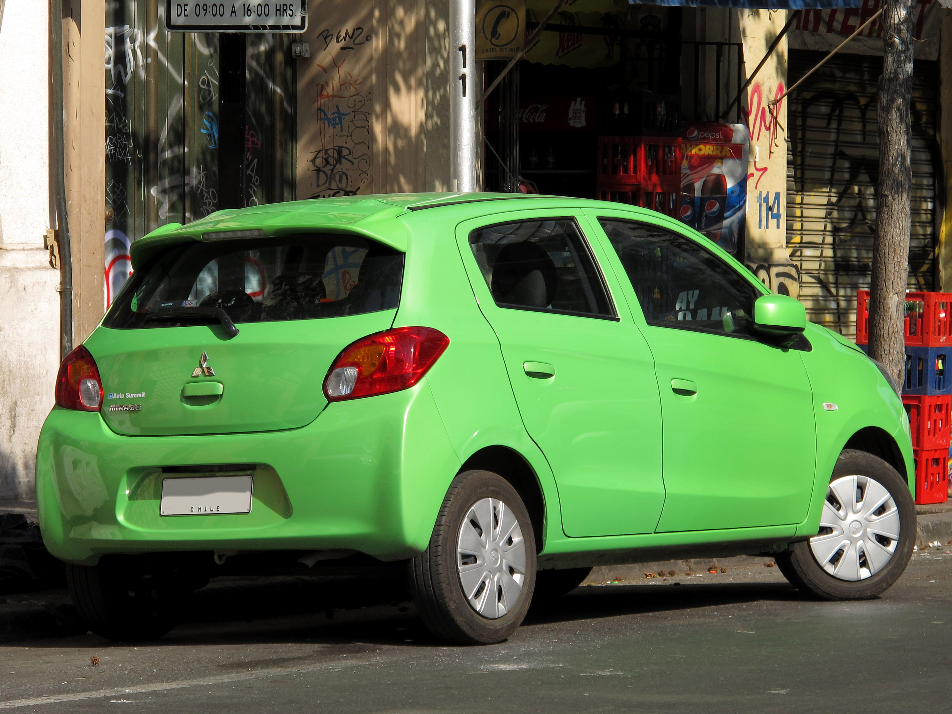 Mitsubishi Mirage reviews specifications