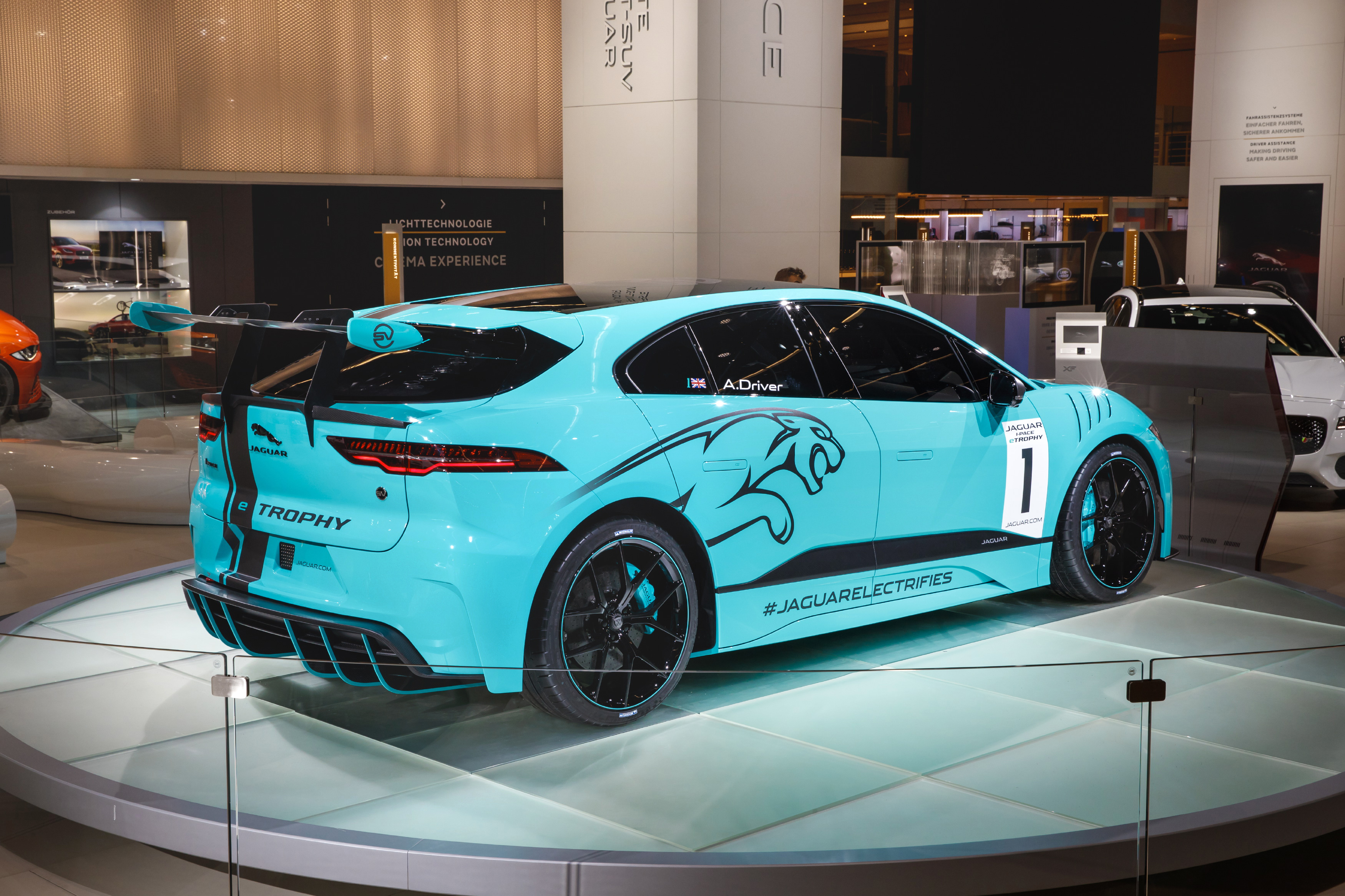 Jaguar I-Pace hd 2018