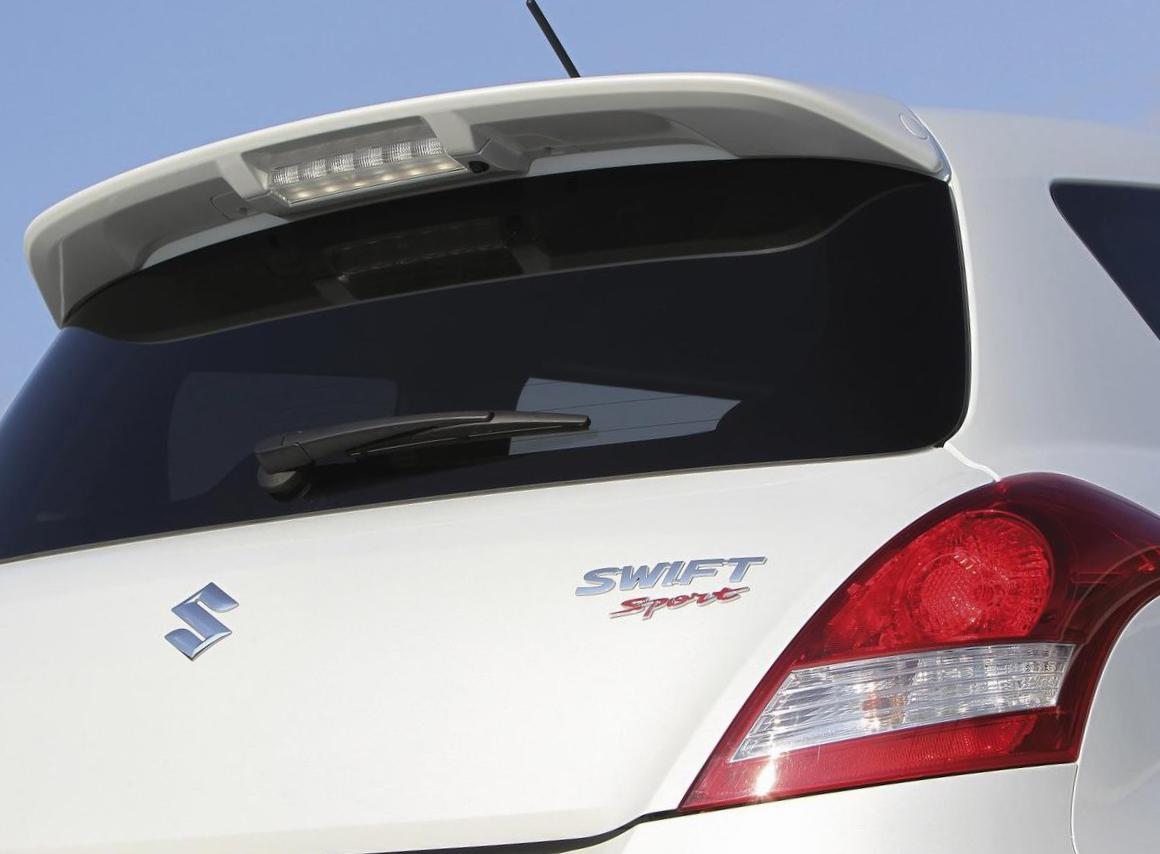 Suzuki Swift Sport 5 doors parts van