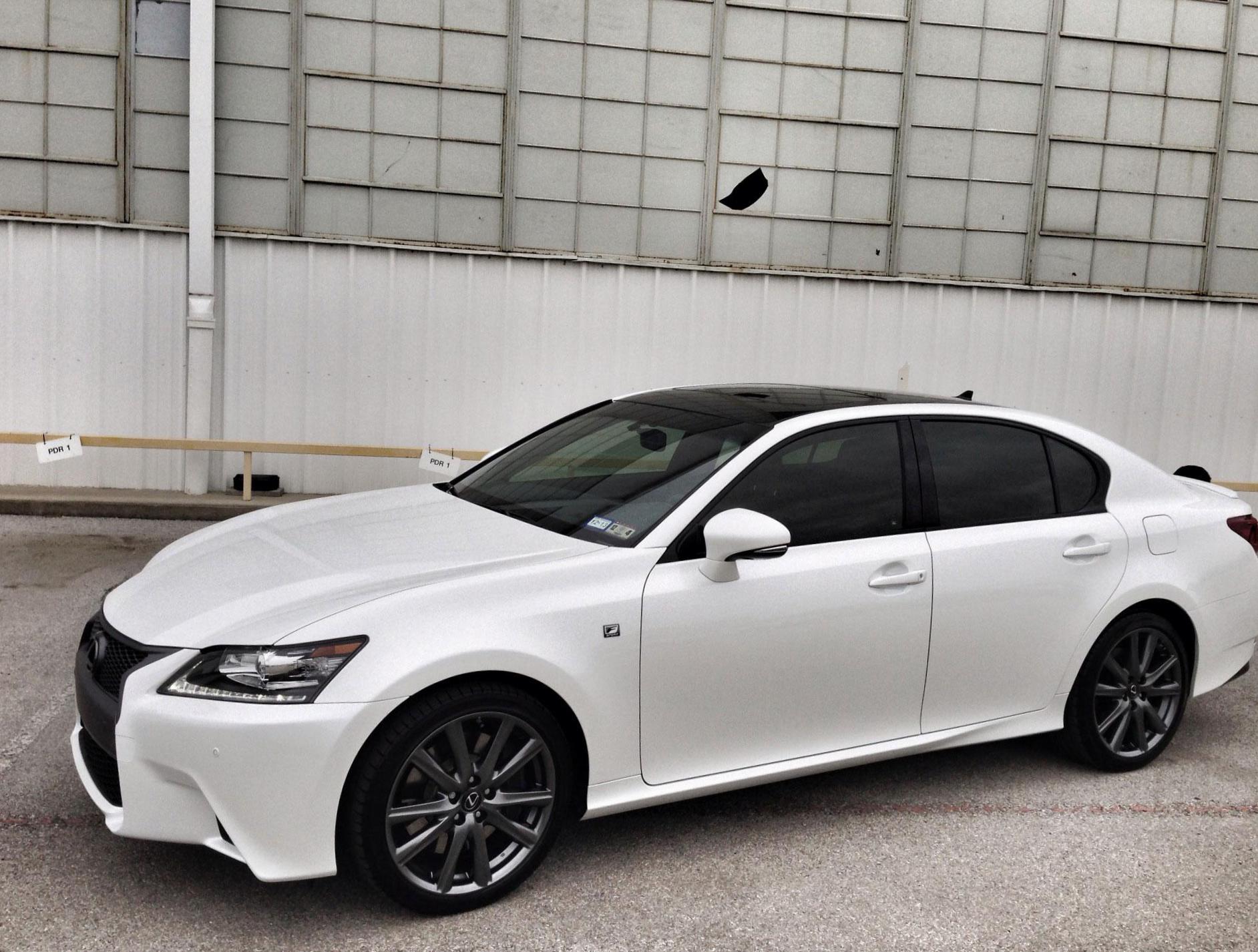 Lexus ES 250 350 lease 2011