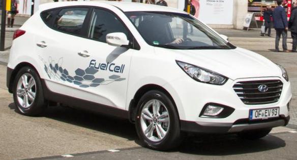 ix35 Fuel Cell Hyundai specs sedan
