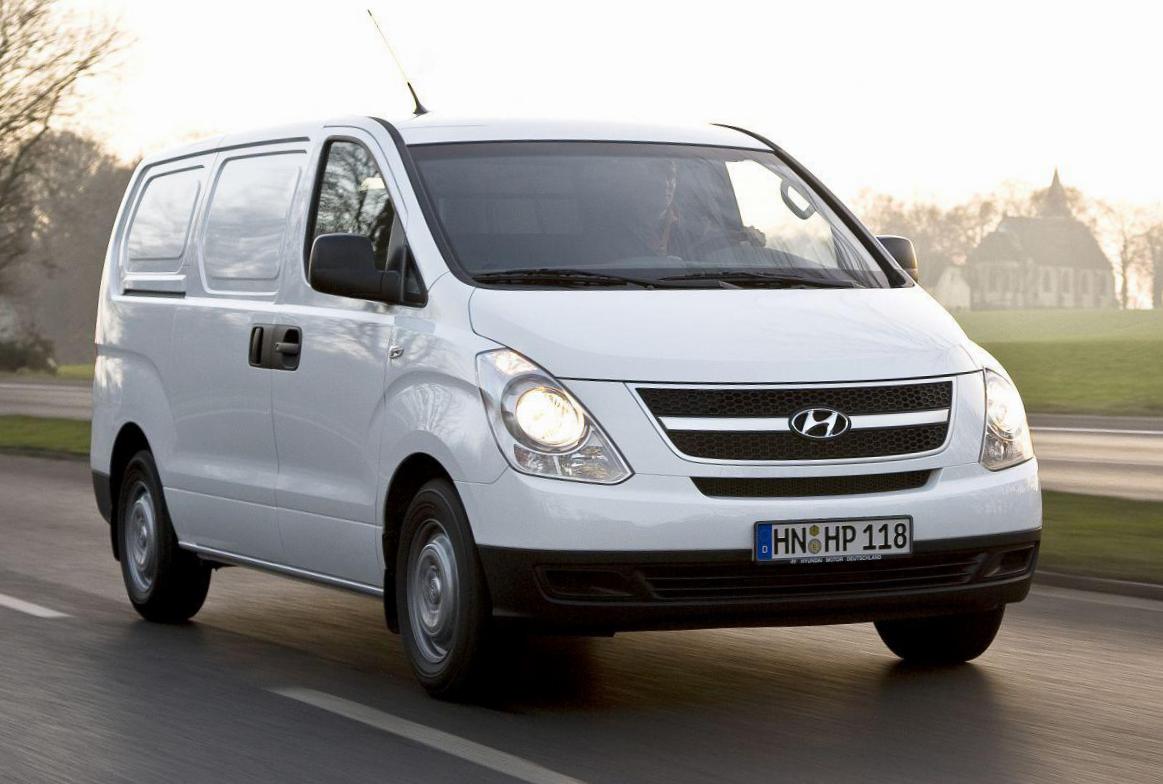 H-1 Wagon Hyundai reviews 2012