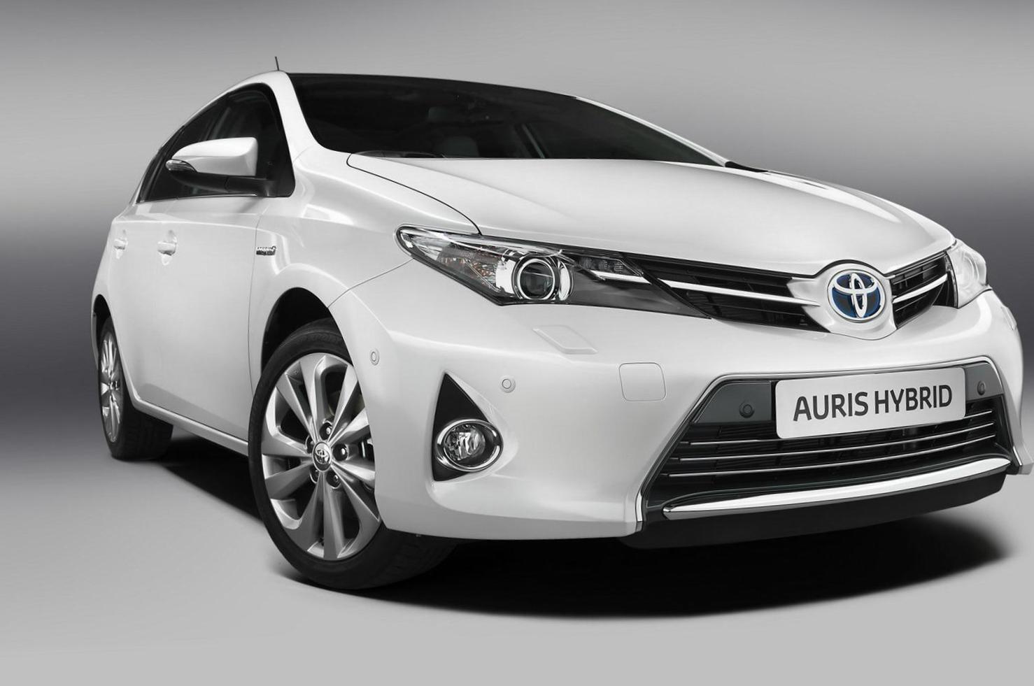 Auris Toyota cost 2014