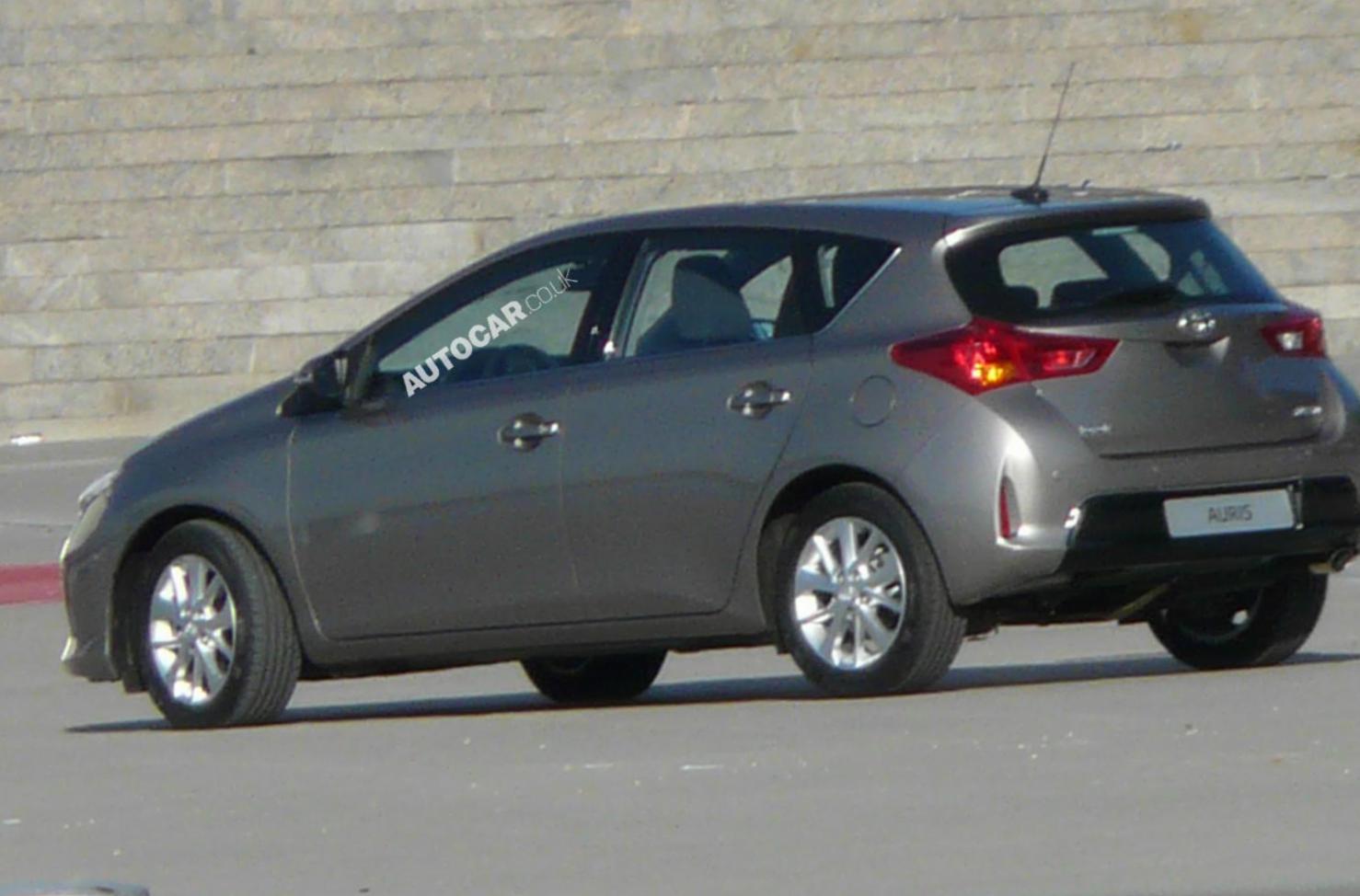 Toyota Auris approved 2010