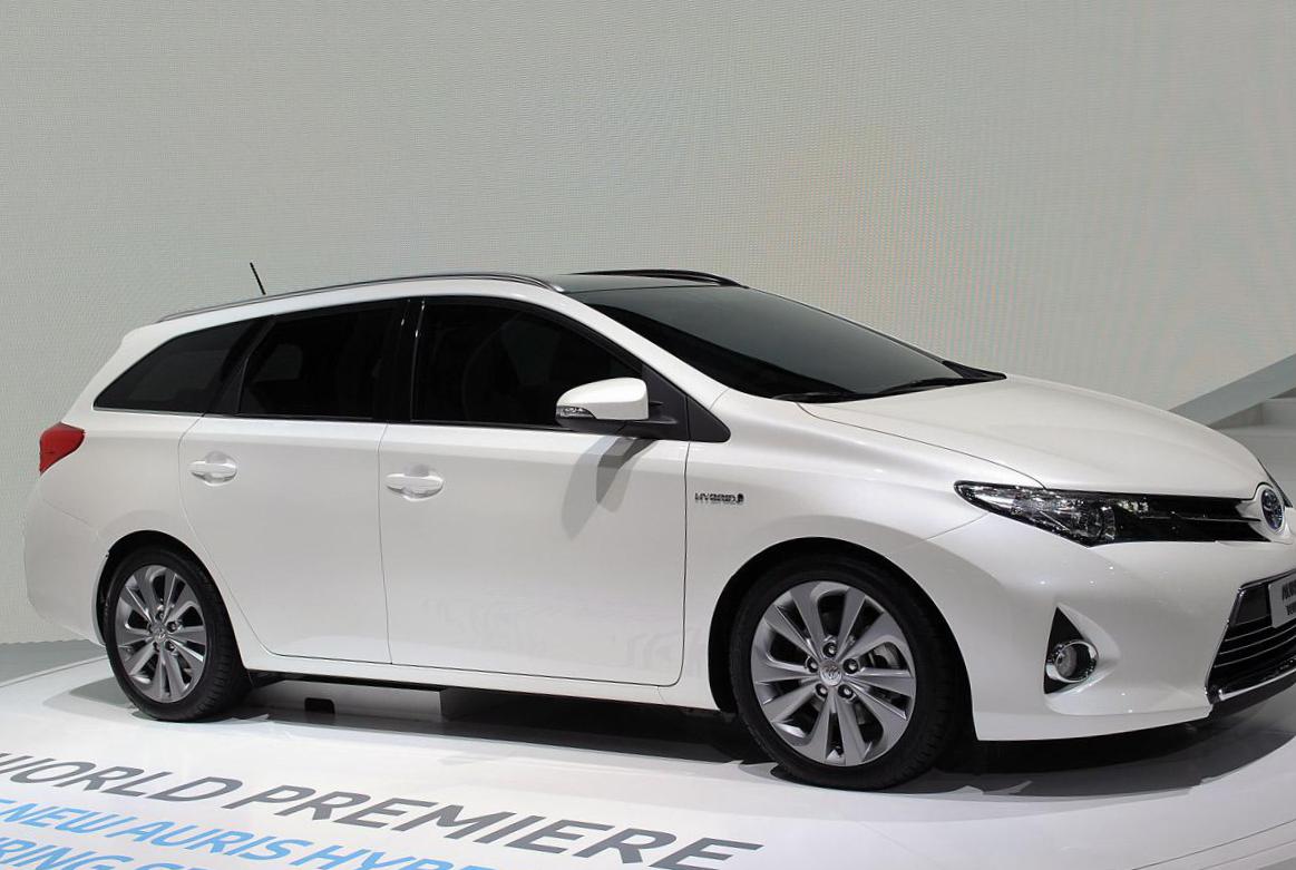 Auris Hybrid Toyota Specification cabriolet