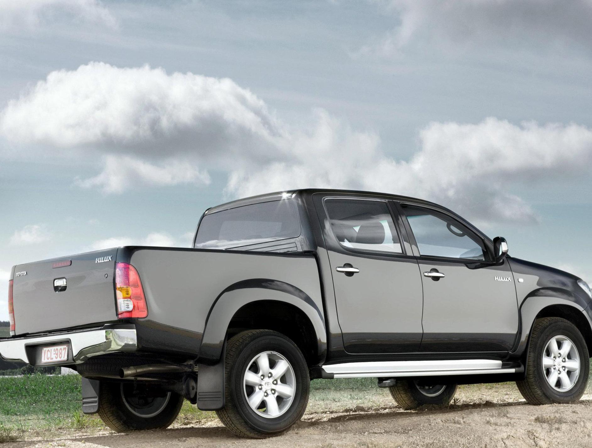 Toyota Hilux Double Cab new 2010