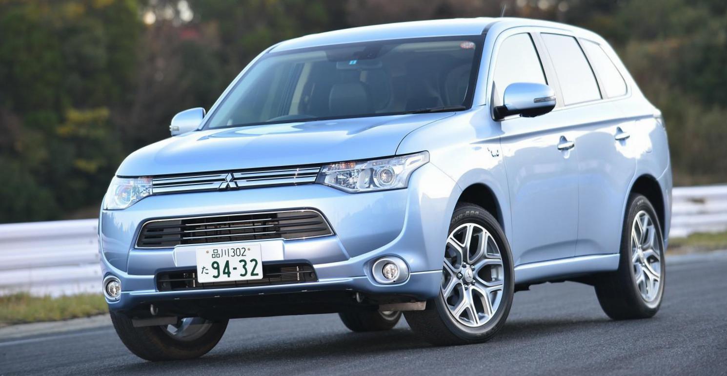 Outlander PHEV Mitsubishi prices 2014
