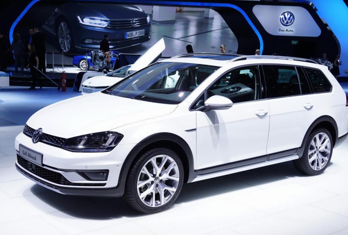 Golf Alltrack Volkswagen price sedan