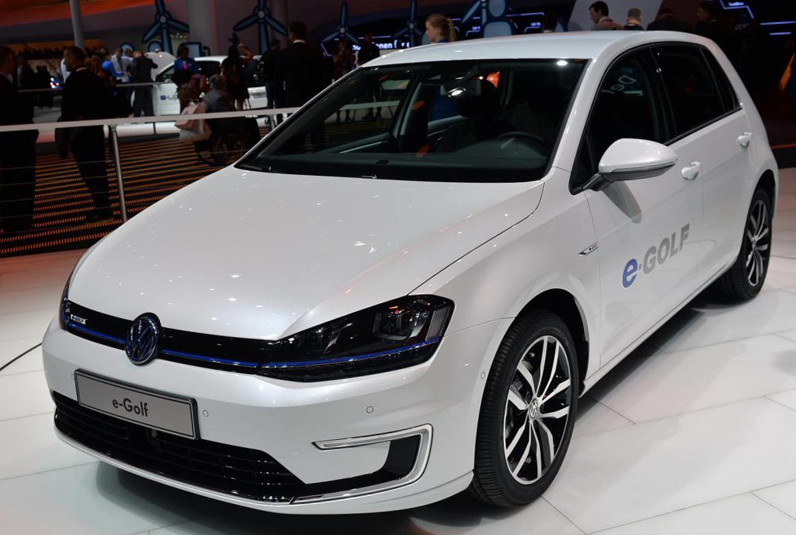 Volkswagen e-Golf models 2013