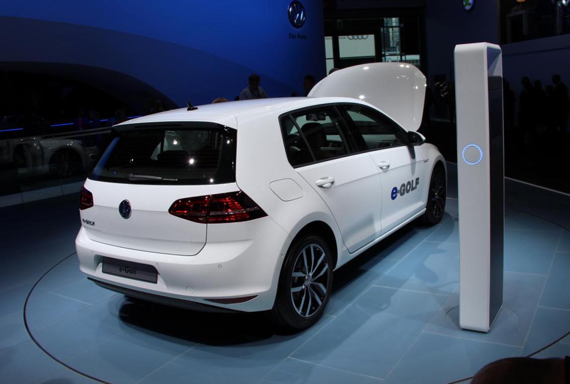 Volkswagen e-Golf reviews 2014