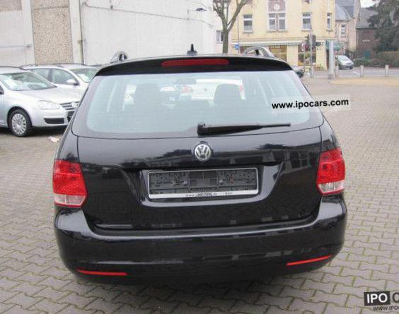 Volkswagen Golf Variant review hatchback