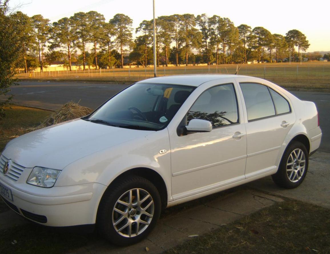 Volkswagen Jetta cost 2009
