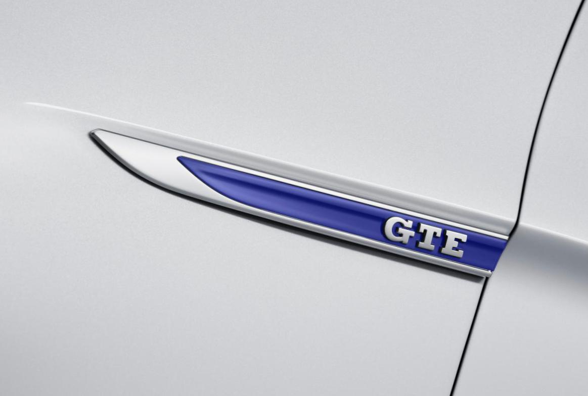 Volkswagen Passat Variant GTE Specification sedan