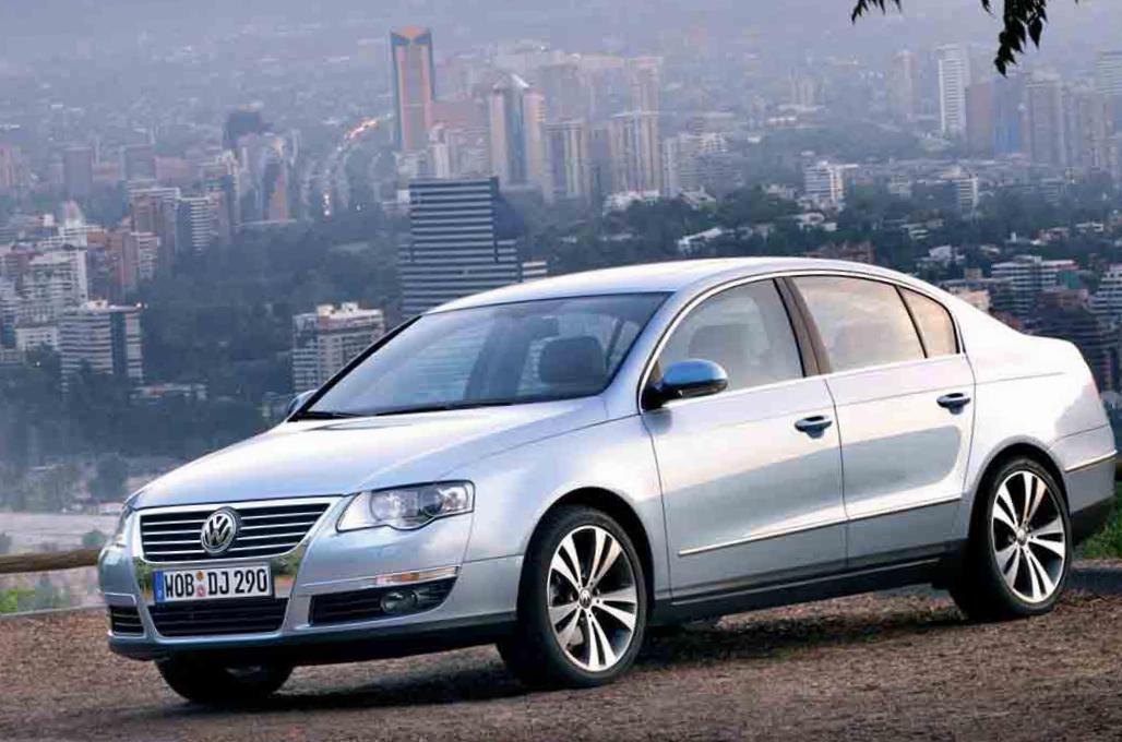Passat Volkswagen sale 2013