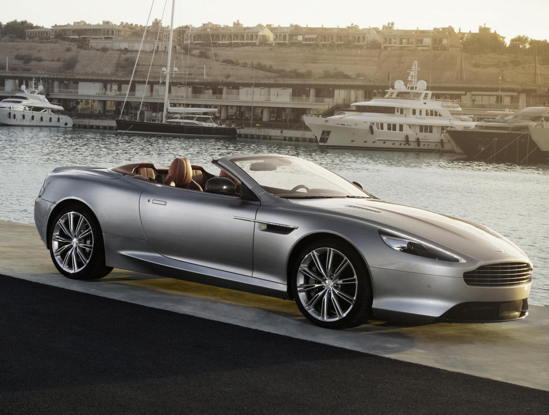 Aston Martin DB9 Volante approved 2015