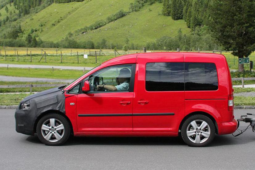 Caddy Kombi Volkswagen review minivan