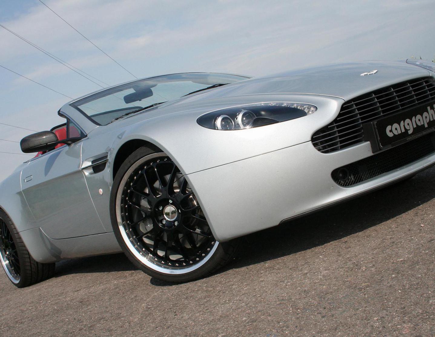Aston Martin Vantage Roadster new coupe