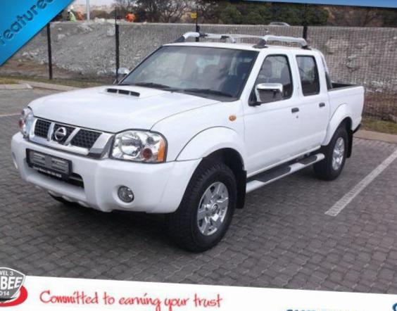 Nissan NP300 Double Cab approved suv