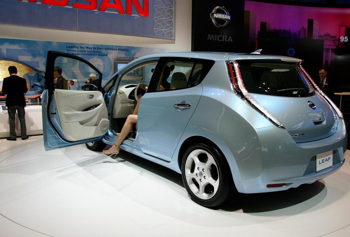 Nissan Leaf lease 2012