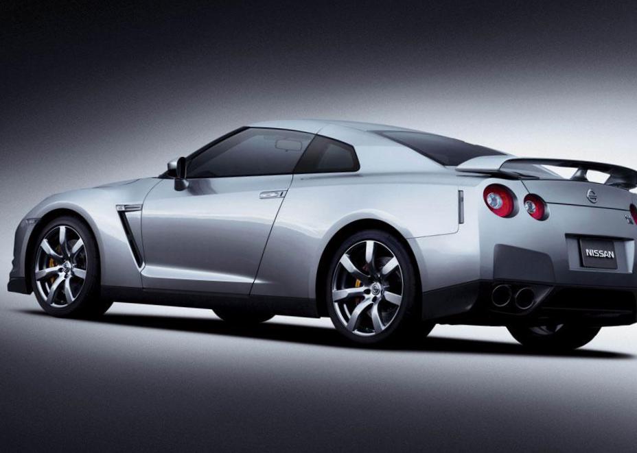 GT-R Nissan prices suv