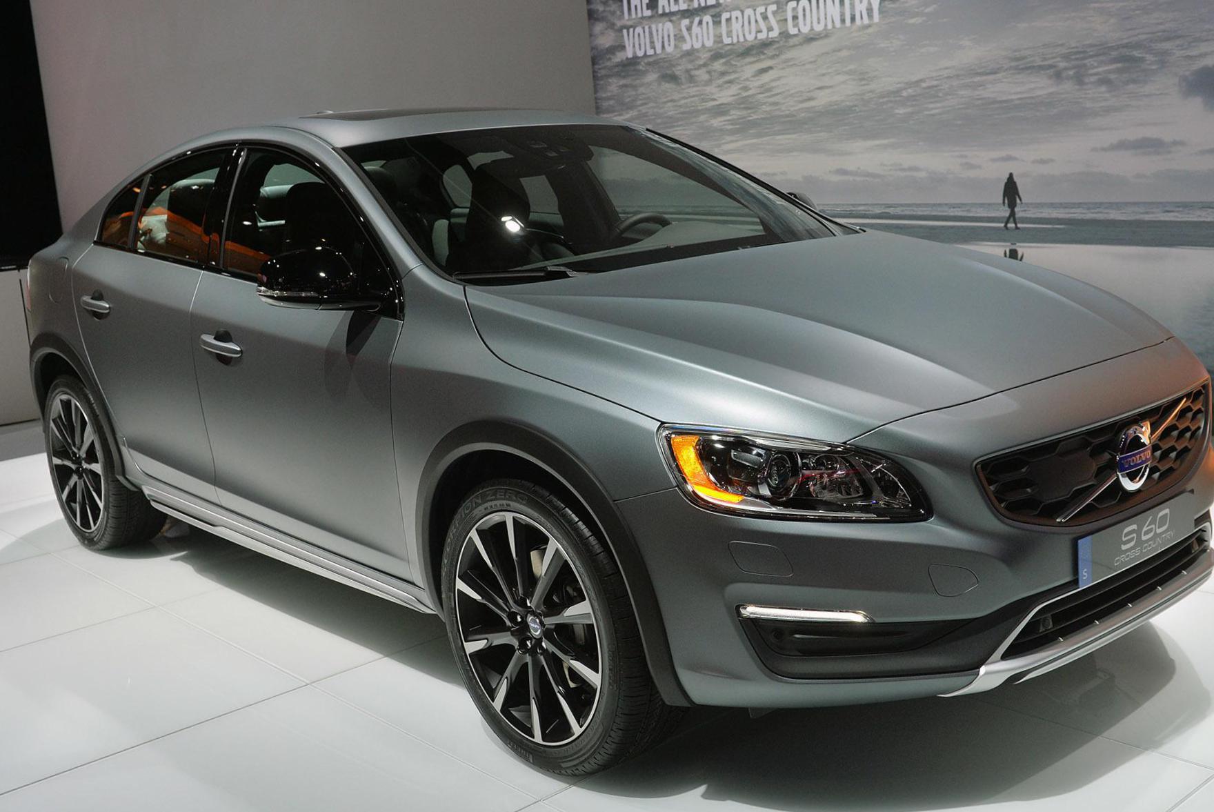 Volvo S60 Cross Country for sale 2014