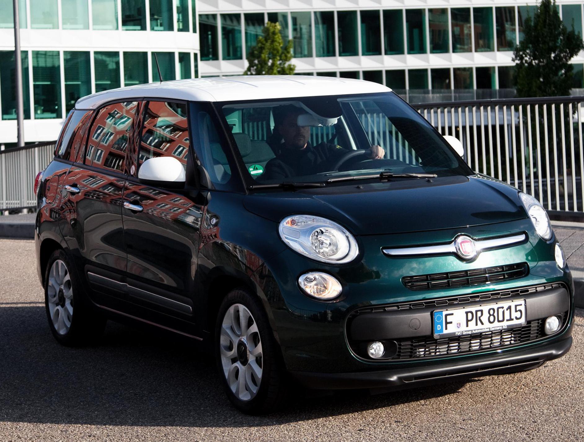 Fiat 500L Living approved 2013