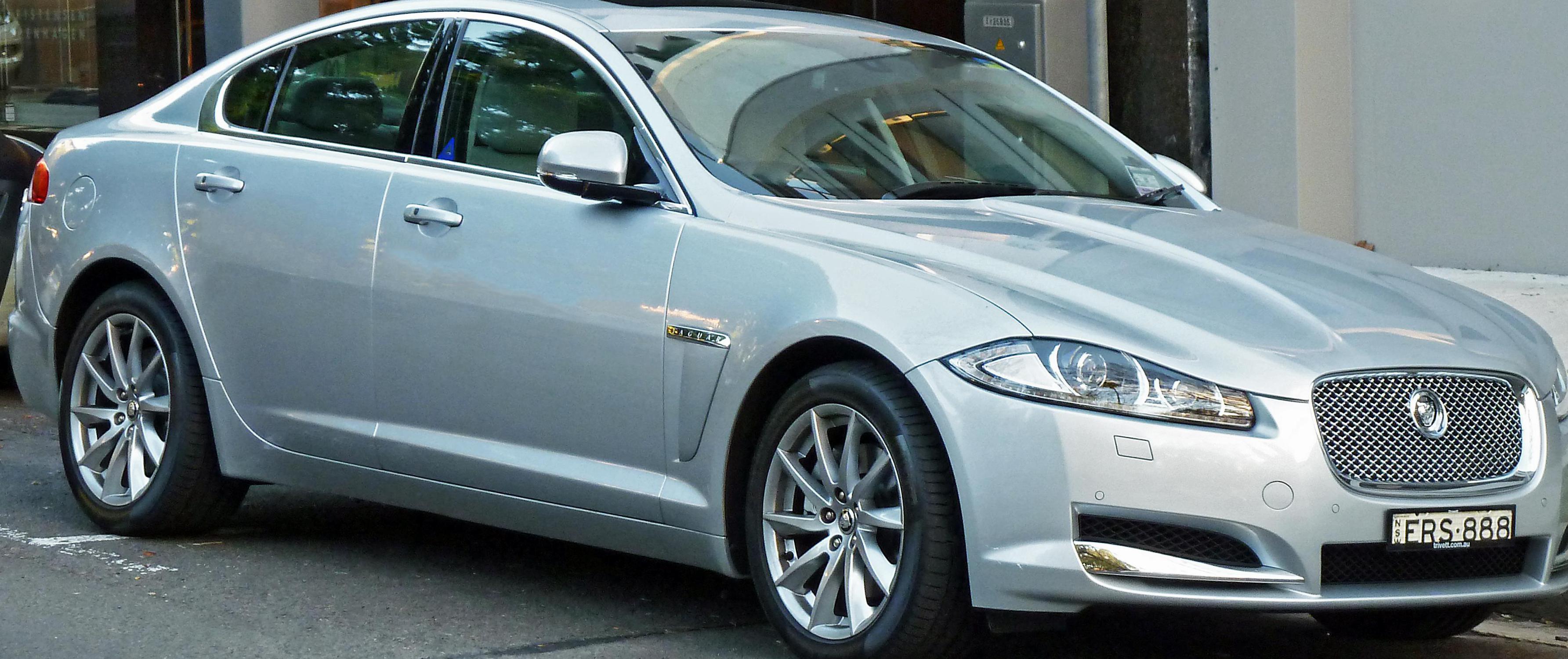 Jaguar XF model 2006