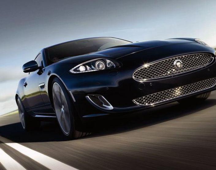 XJ Jaguar approved hatchback