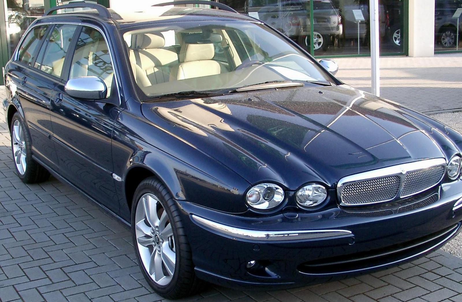 Jaguar X-TYPE Characteristics 2003