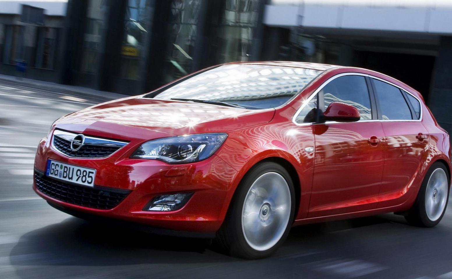 Opel Astra J Hatchback configuration 2014