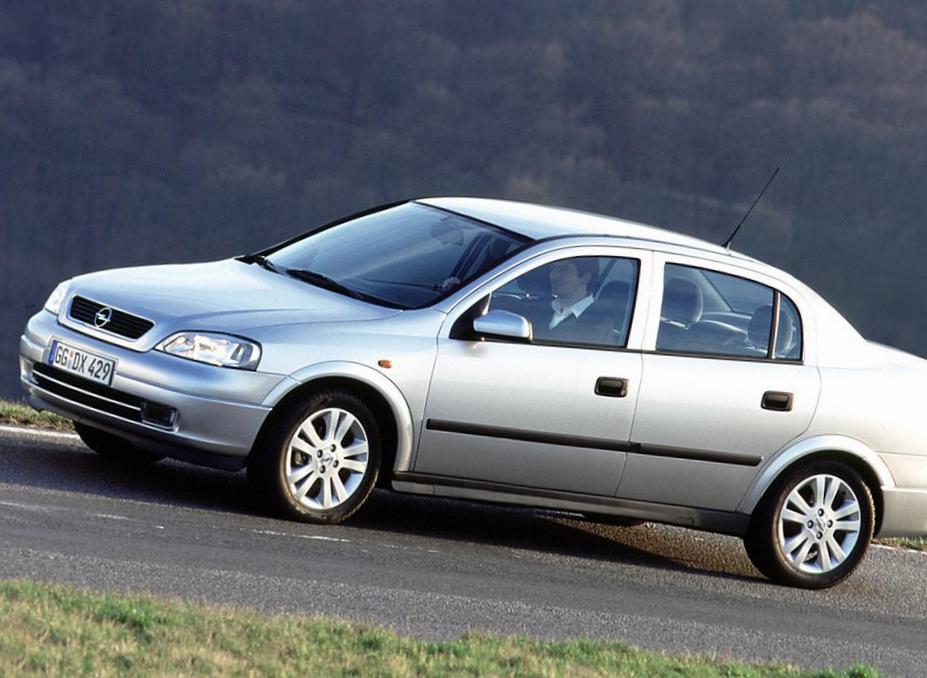 Opel Astra Classic tuning sedan