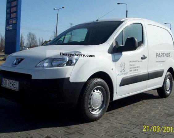 Peugeot Partner Van cost minivan