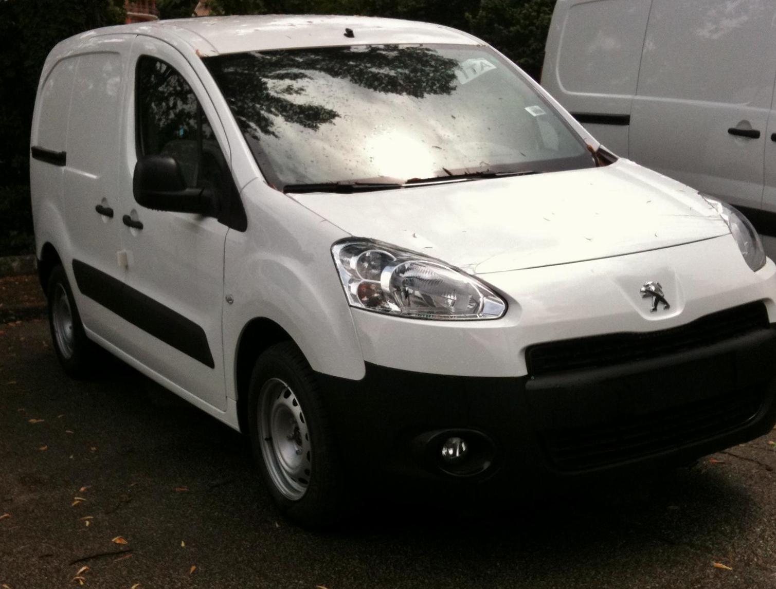 Peugeot Partner Van parts 2012