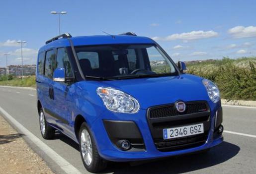 Doblo Panorama Fiat review hatchback