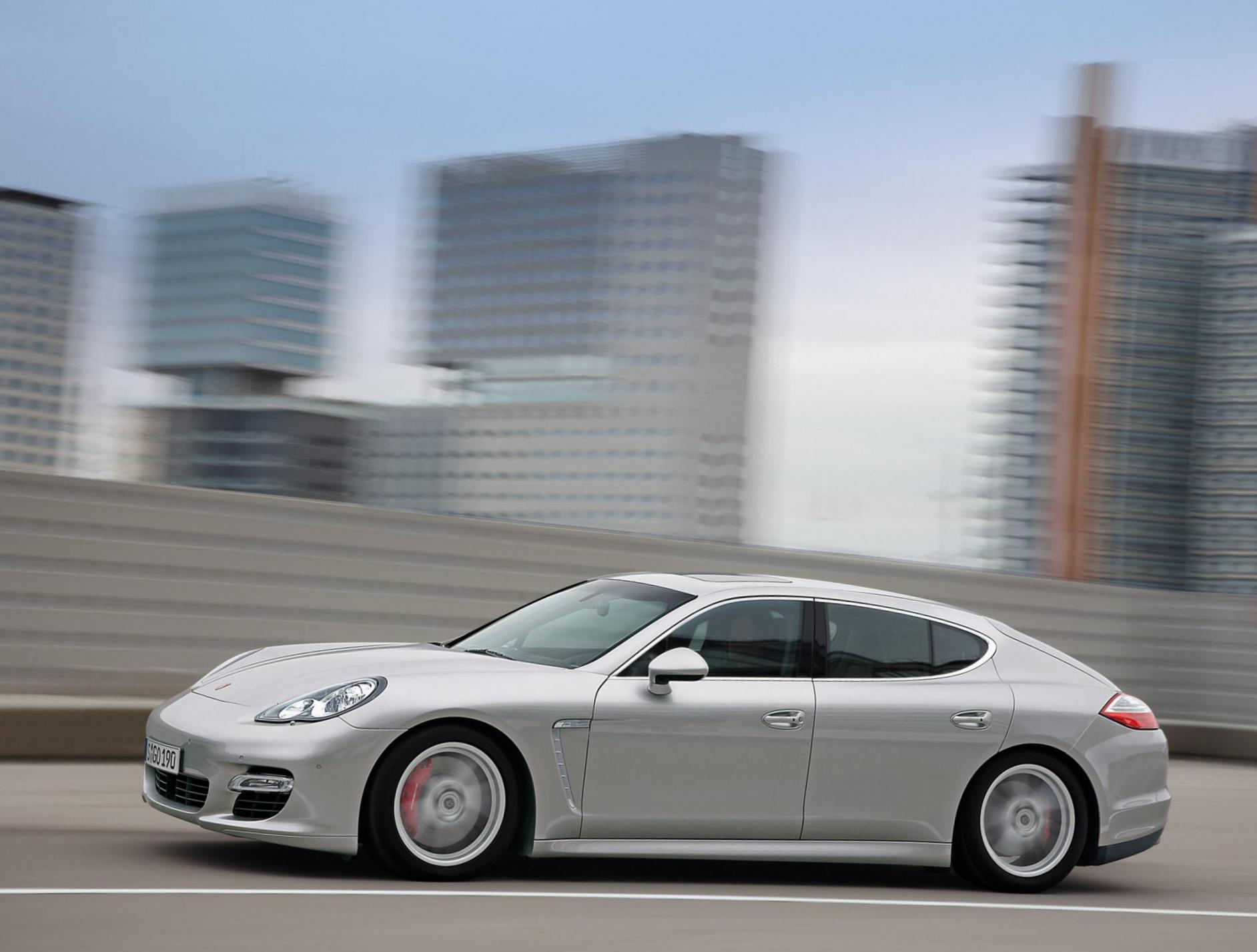 Porsche Panamera Turbo approved suv