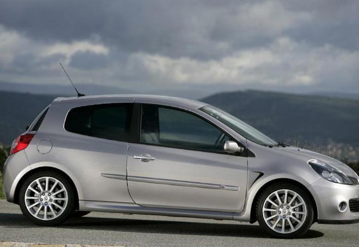 Clio Sport Renault how mach 2012