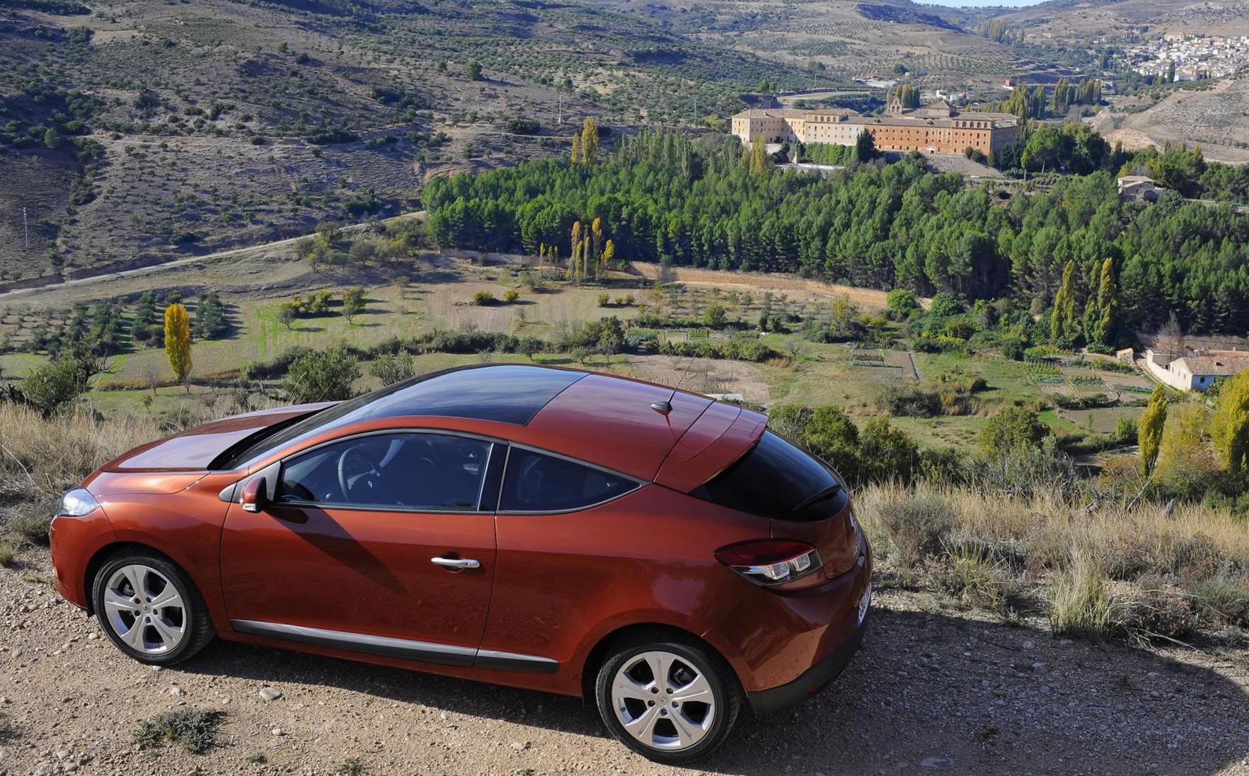 Renault Megane Coupe Specifications 2012