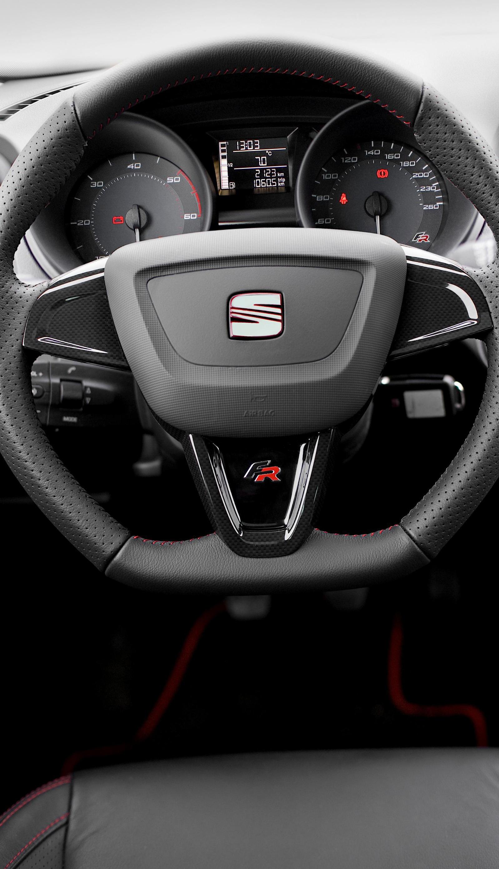 Seat Ibiza SC FR Specification sedan